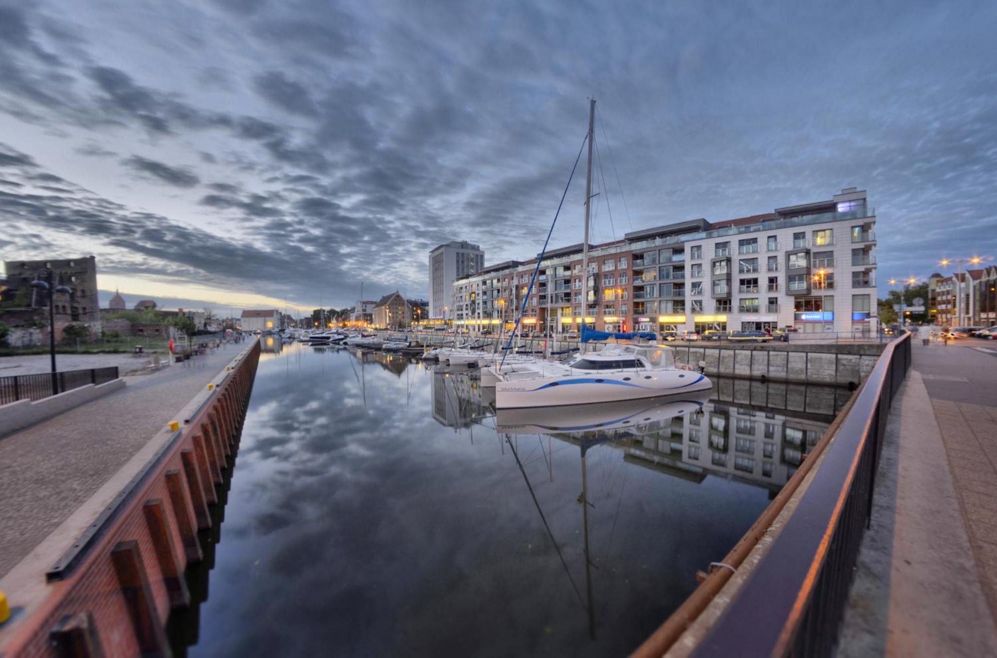 Dom & House - Old Town Waterlane Apartman Gdańsk Kültér fotó